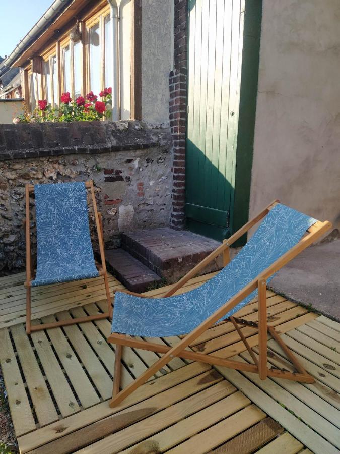 Le Nid Normand Avec Terrasse - Stationnement Facile Et Gratuit - 5 Min Seine Διαμέρισμα Deville-les-Rouen Εξωτερικό φωτογραφία