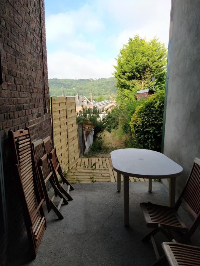 Le Nid Normand Avec Terrasse - Stationnement Facile Et Gratuit - 5 Min Seine Διαμέρισμα Deville-les-Rouen Εξωτερικό φωτογραφία