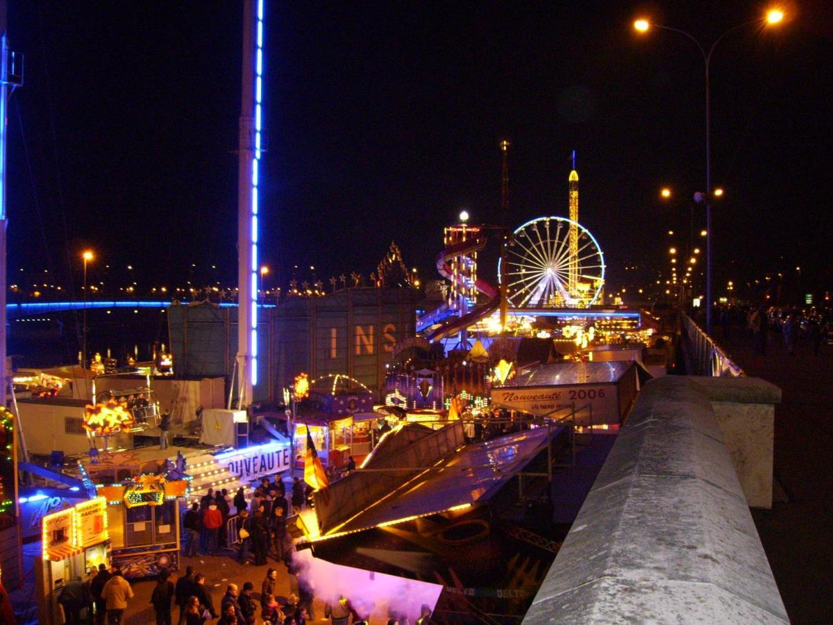 Le Nid Normand Avec Terrasse - Stationnement Facile Et Gratuit - 5 Min Seine Διαμέρισμα Deville-les-Rouen Εξωτερικό φωτογραφία